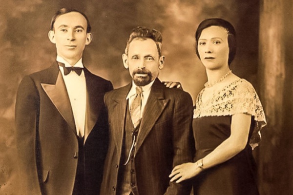 Benny Krull, (father) Joseph Krull & Anna Krull, Approx. 1920s – 30s, Bialystok, Poland